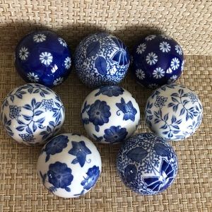 Chinoiserie Blue and White Decorative Porcelain Balls